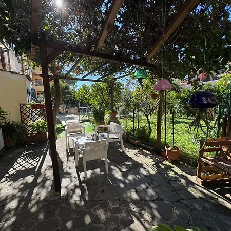Casa Irene By The With Garden And Ac * Монтероссо-аль-Маре
