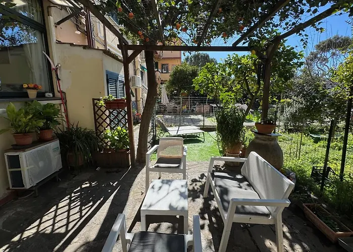 Casa Irene By The With Garden And Ac 아파트 *