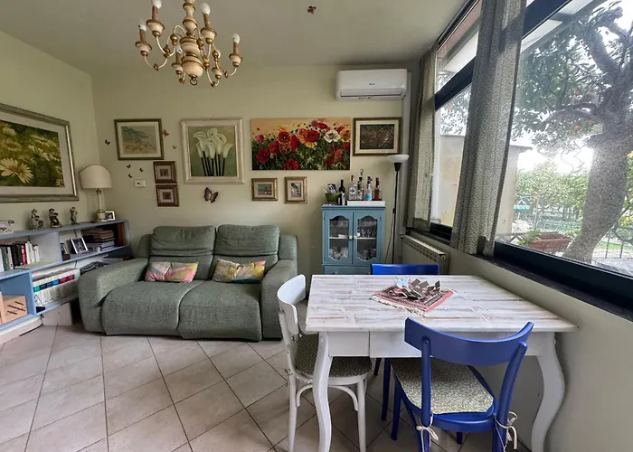 Casa Irene By The With Garden And Ac 아파트 *